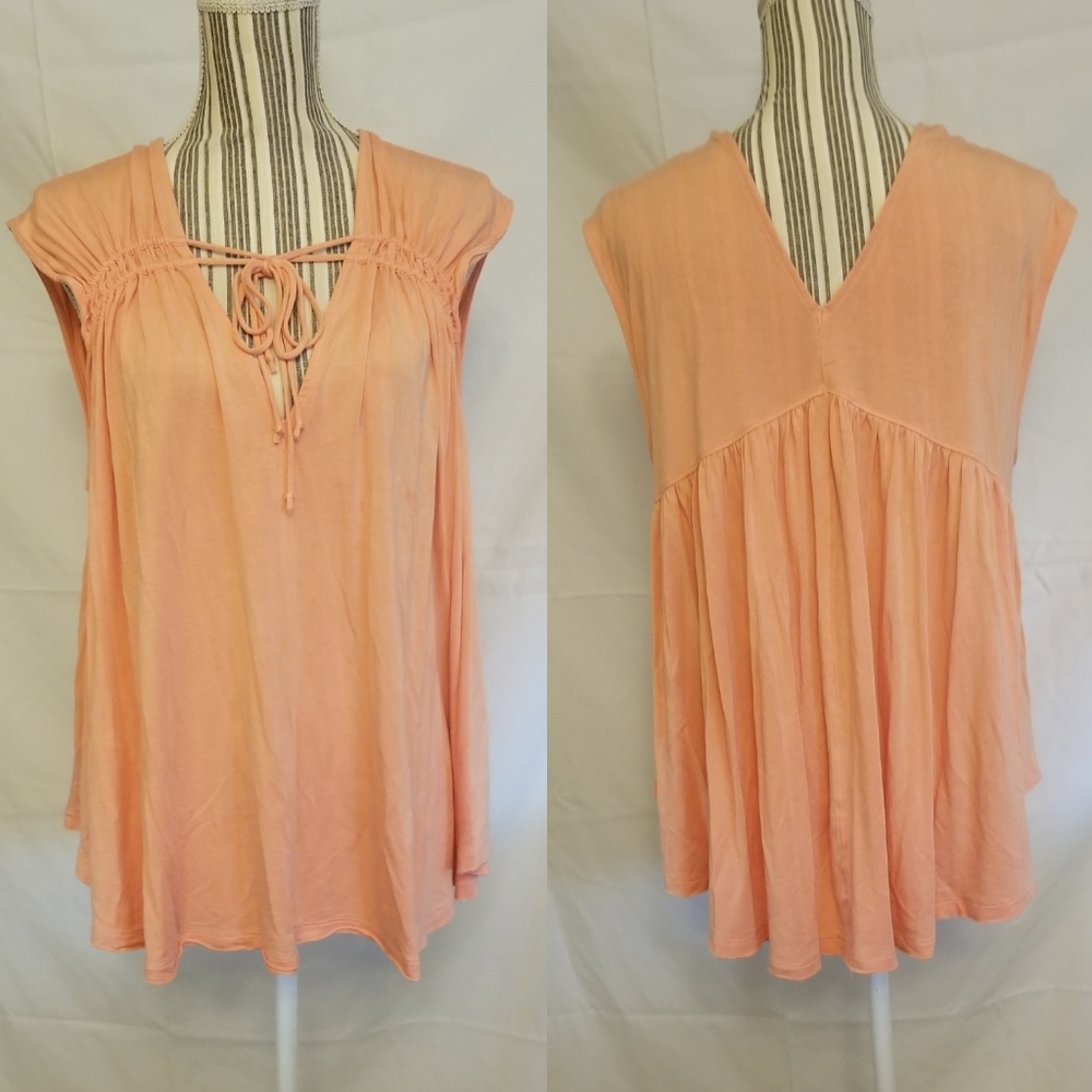 NWOT Free People Flowy Top Size L - Peach